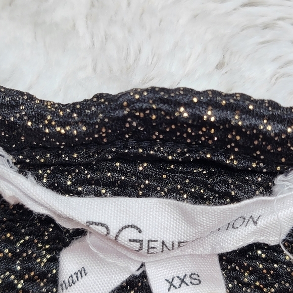 BCBGeneration Sparkle Tonight Off Shoulder Mini Dress Black Gold Size XXS - Picture 8 of 13